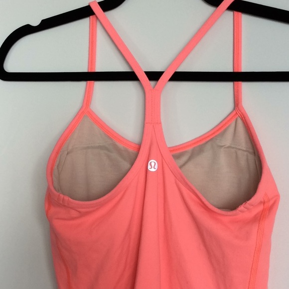 Lululemon Y tank top - Picture 6 of 8